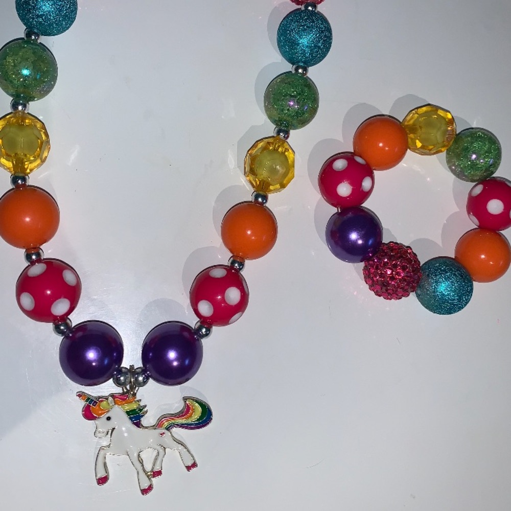 Girls Necklace with matching Bracelet